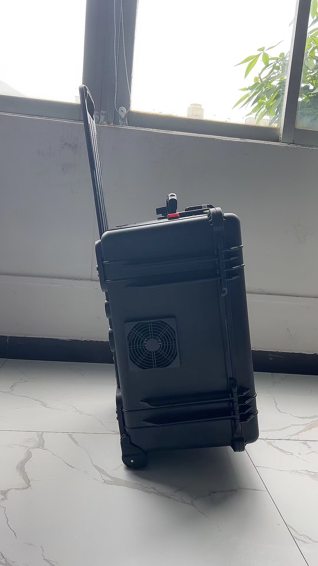 汾阳手拉箱型移动通信干扰器